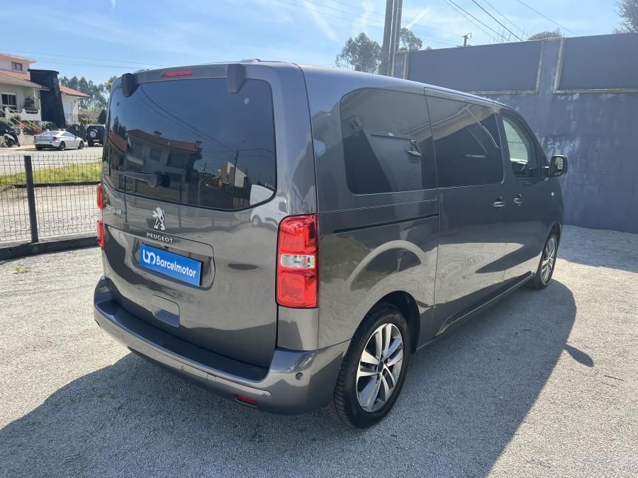 peugeot-traveller-2023-eletrico-0cc