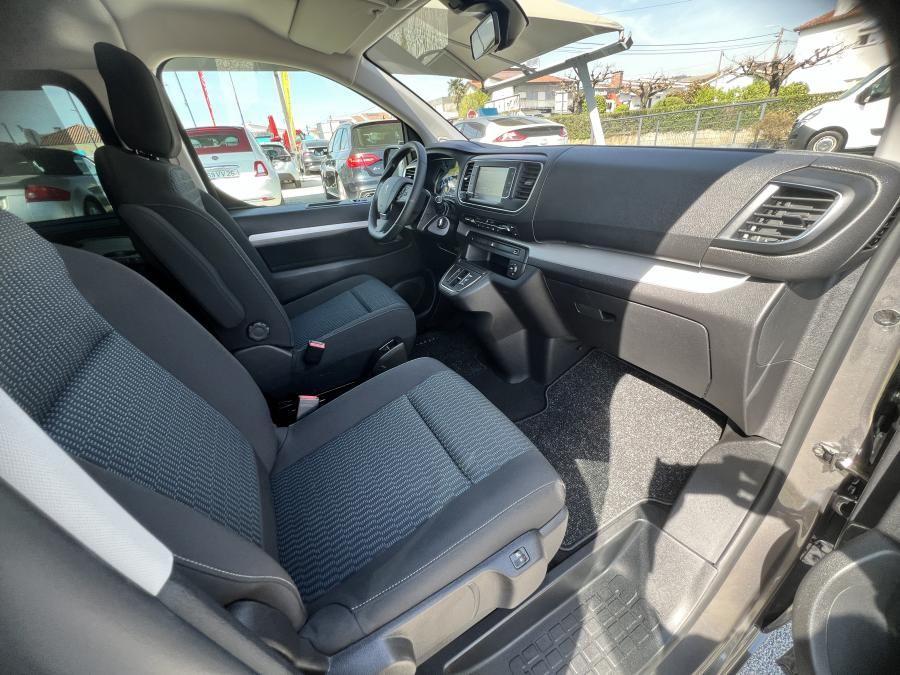 peugeot-traveller-2023-eletrico-0cc
