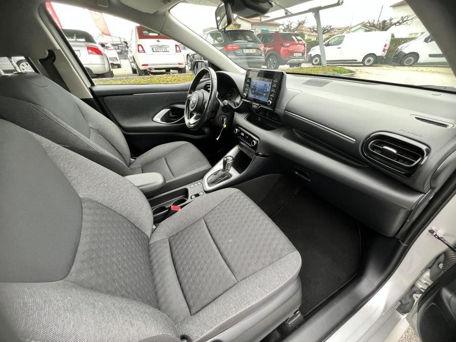 toyota-yaris-2021-hibrido-a-gasolina-1490cc