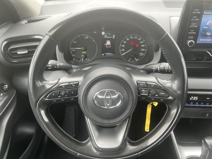 toyota-yaris-2021-hibrido-a-gasolina-1490cc