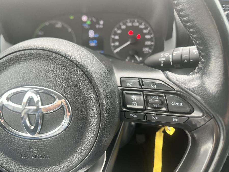toyota-yaris-2021-hibrido-a-gasolina-1490cc