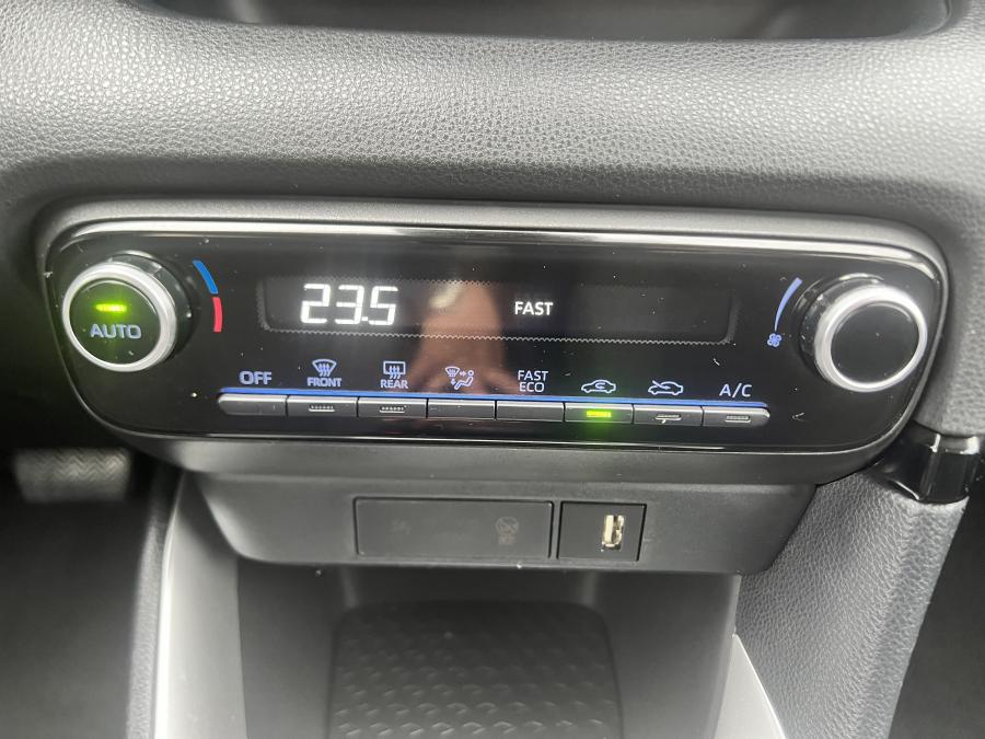 toyota-yaris-2021-hibrido-a-gasolina-1490cc