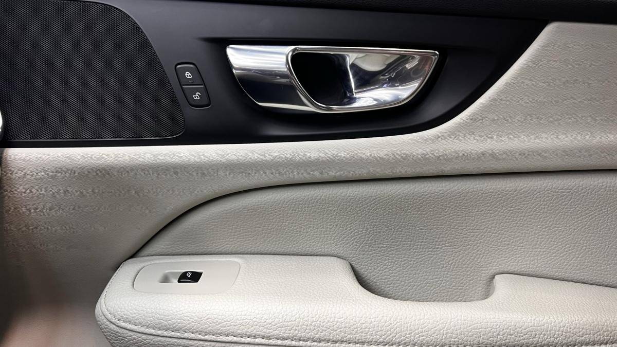 volvo-v60-2021-hibrido-1969cc