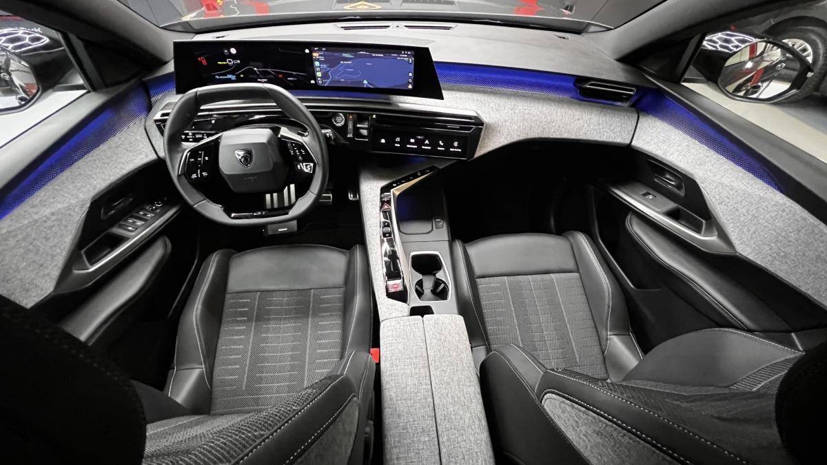 peugeot-e-3008-2025-eletrico-0cc