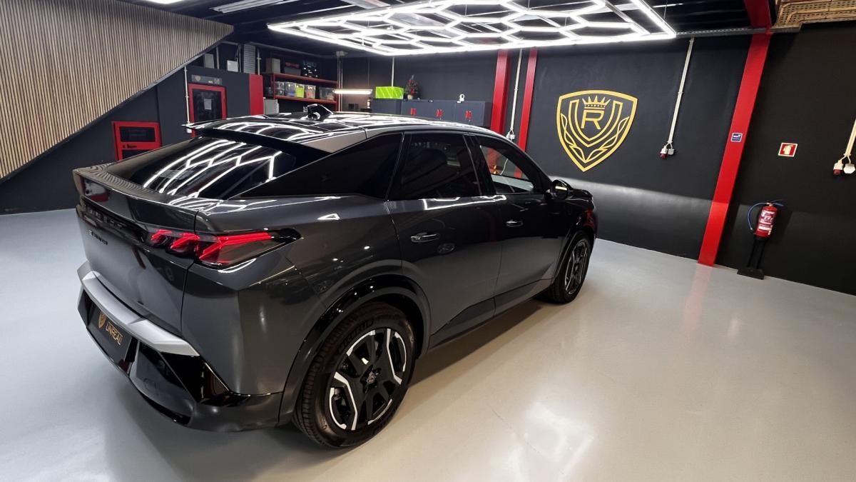 peugeot-e-3008-2025-eletrico-0cc