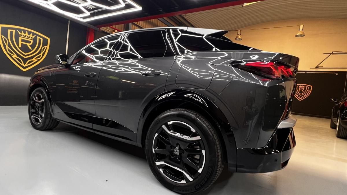 peugeot-e-3008-2025-eletrico-0cc