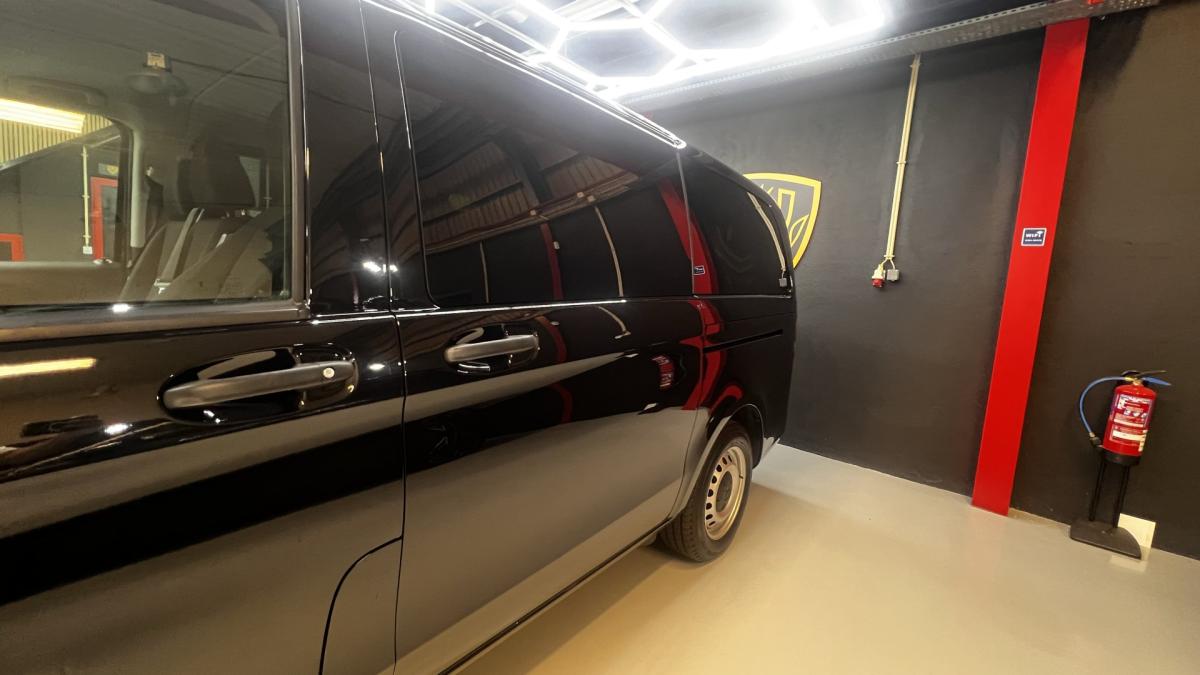mercedes-benz-vito-2018-diesel-2143cc
