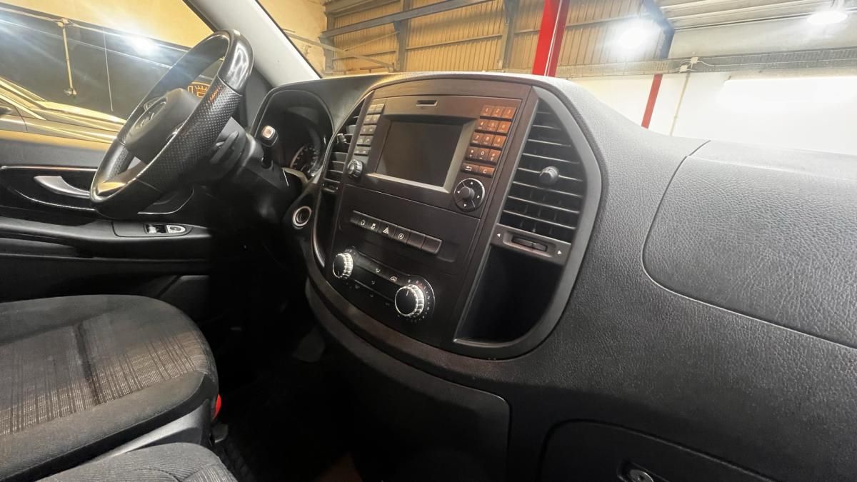 mercedes-benz-vito-2018-diesel-2143cc