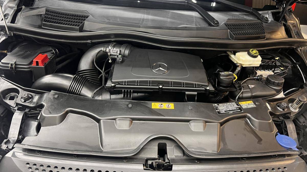 mercedes-benz-vito-2018-diesel-2143cc