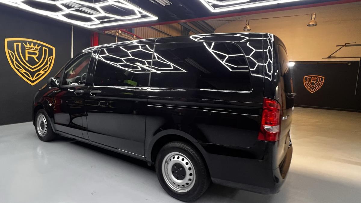 mercedes-benz-vito-2018-diesel-2143cc