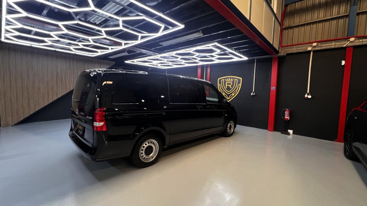 mercedes-benz-vito-2018-diesel-2143cc