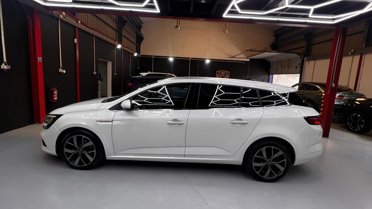 renault-megane-sport-tourer-2019-diesel-1461cc
