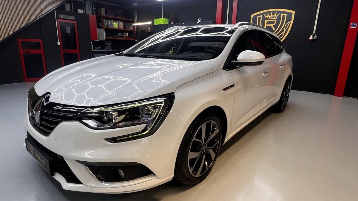 renault-megane-sport-tourer-2019-diesel-1461cc