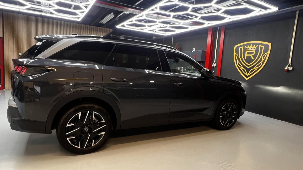 peugeot-5008-2025-gasolina-1199cc