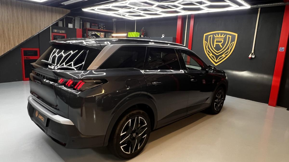 peugeot-5008-2025-gasolina-1199cc