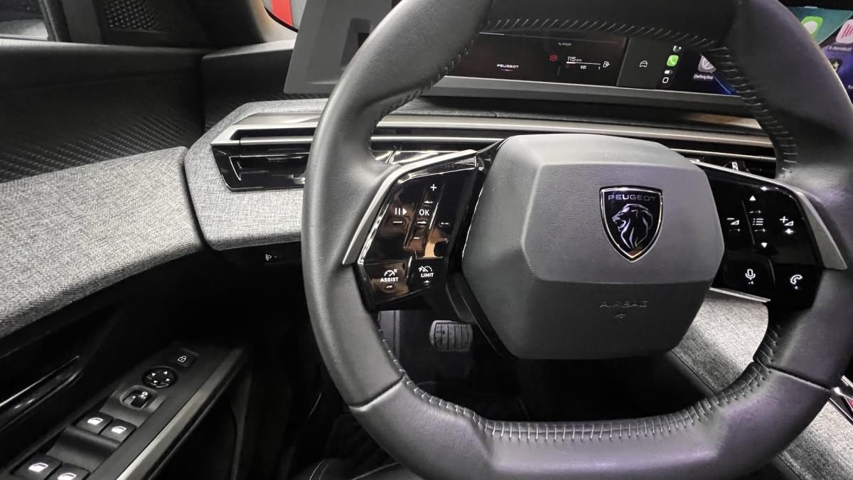 peugeot-5008-2025-gasolina-1199cc
