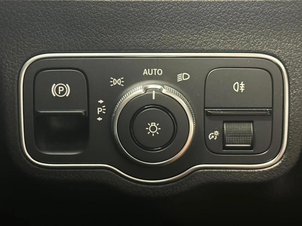 mercedes-benz-classe-b-b-180-2022-gasolina-1332cc