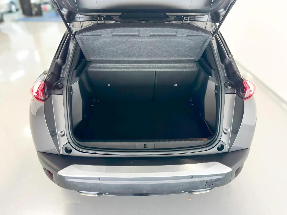 peugeot-2008-2022-gasolina-1199cc
