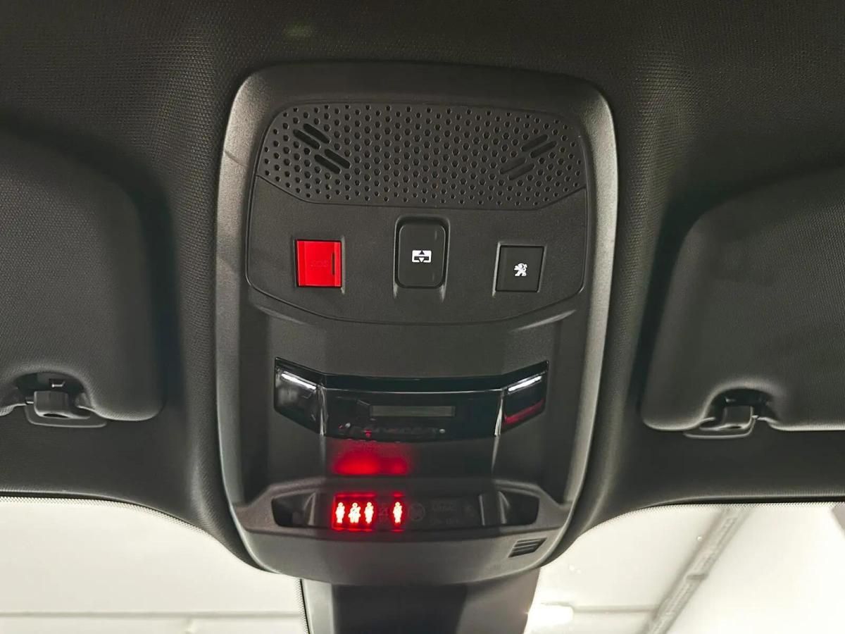 peugeot-2008-2022-gasolina-1199cc