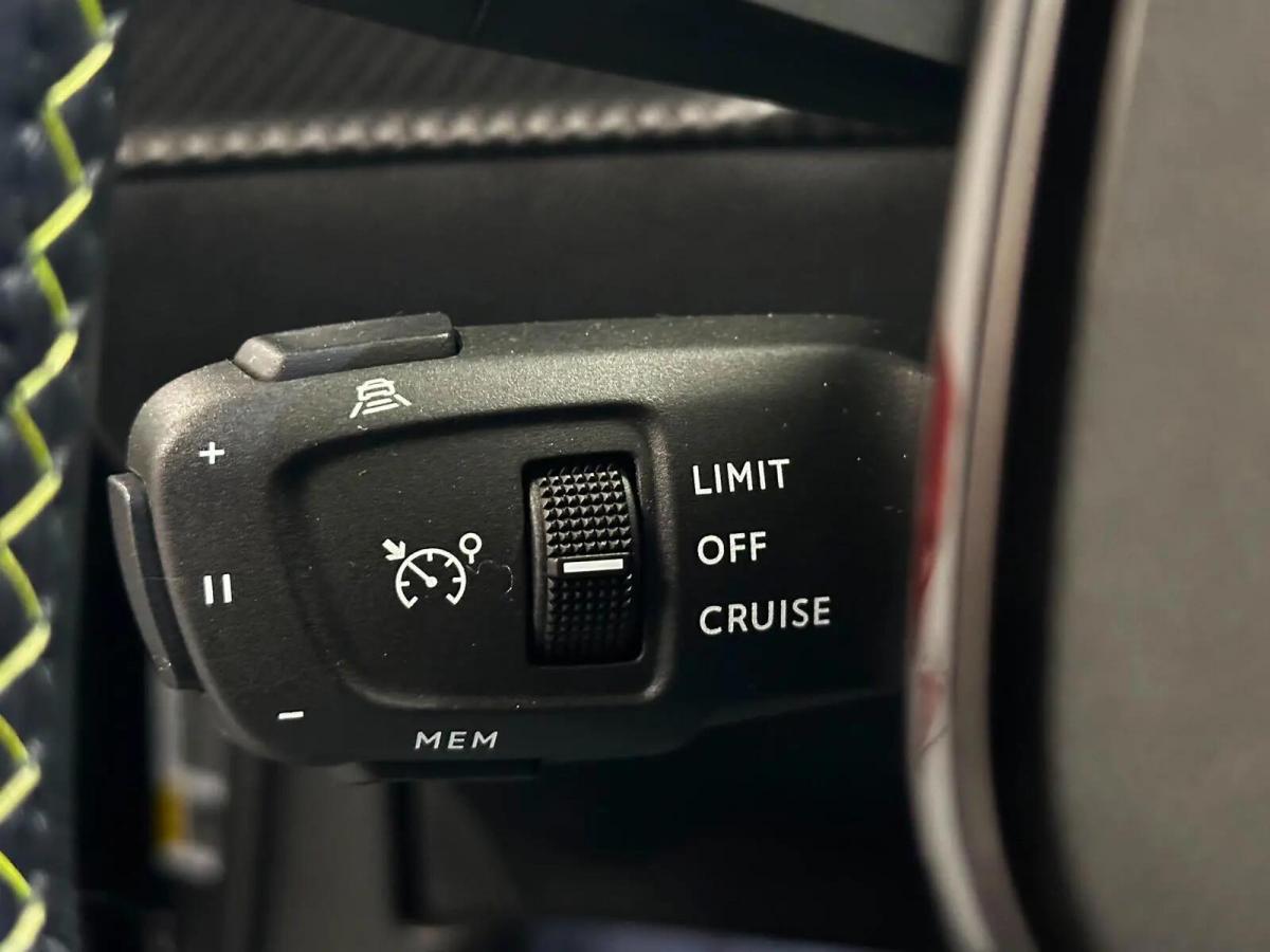 peugeot-2008-2022-gasolina-1199cc