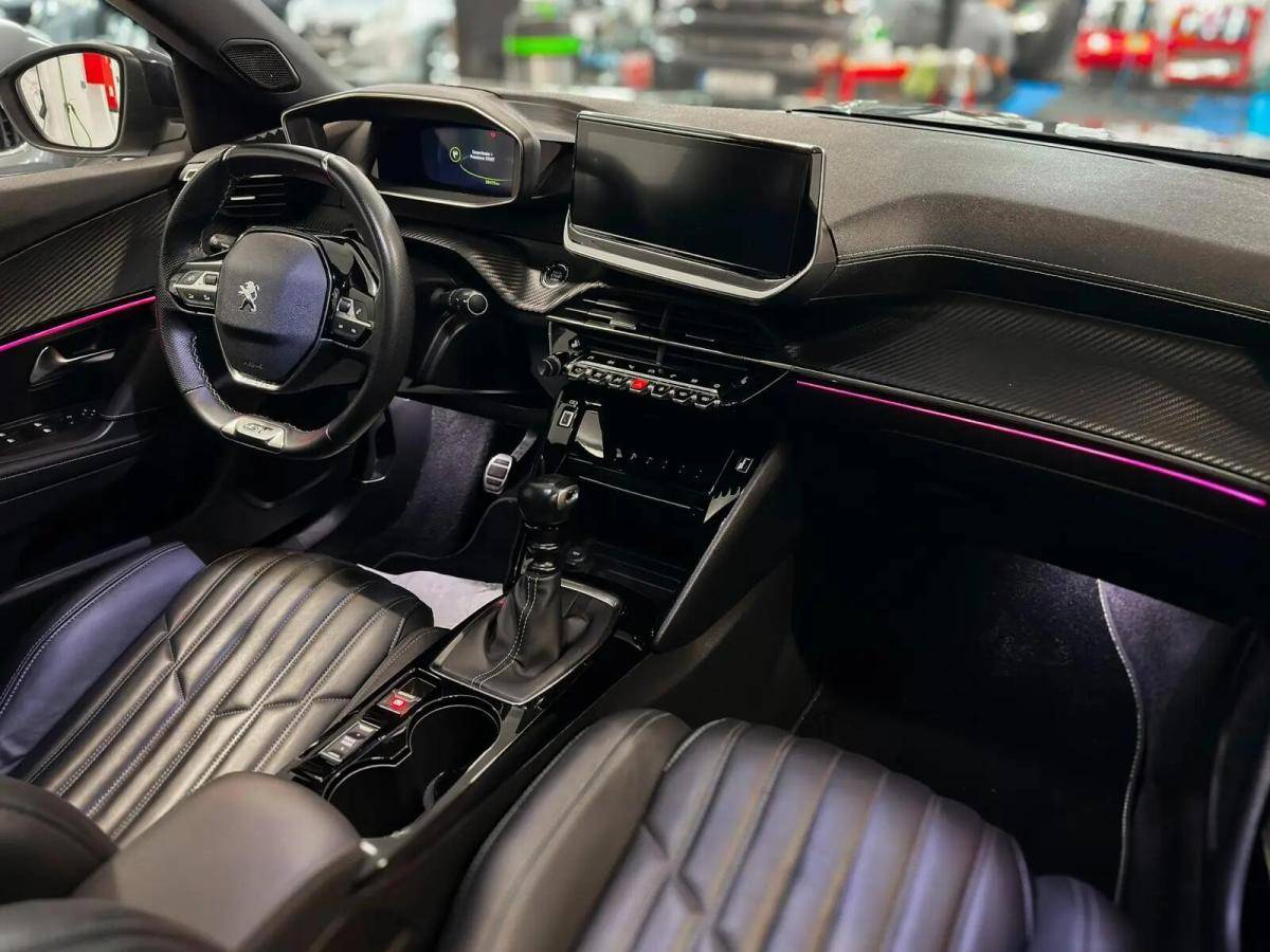 peugeot-2008-2022-gasolina-1199cc
