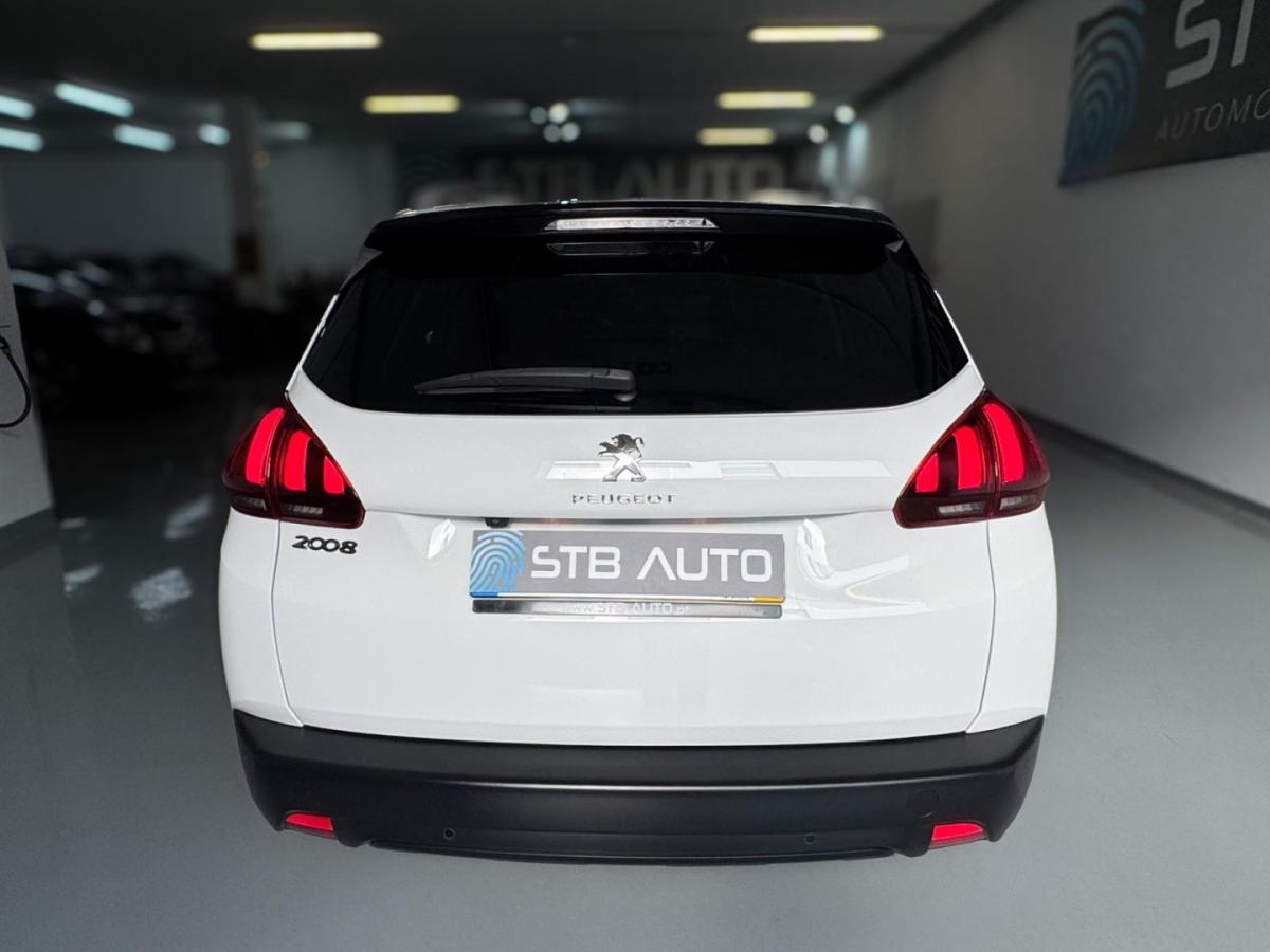 peugeot-2008-2019-gasolina-1199cc