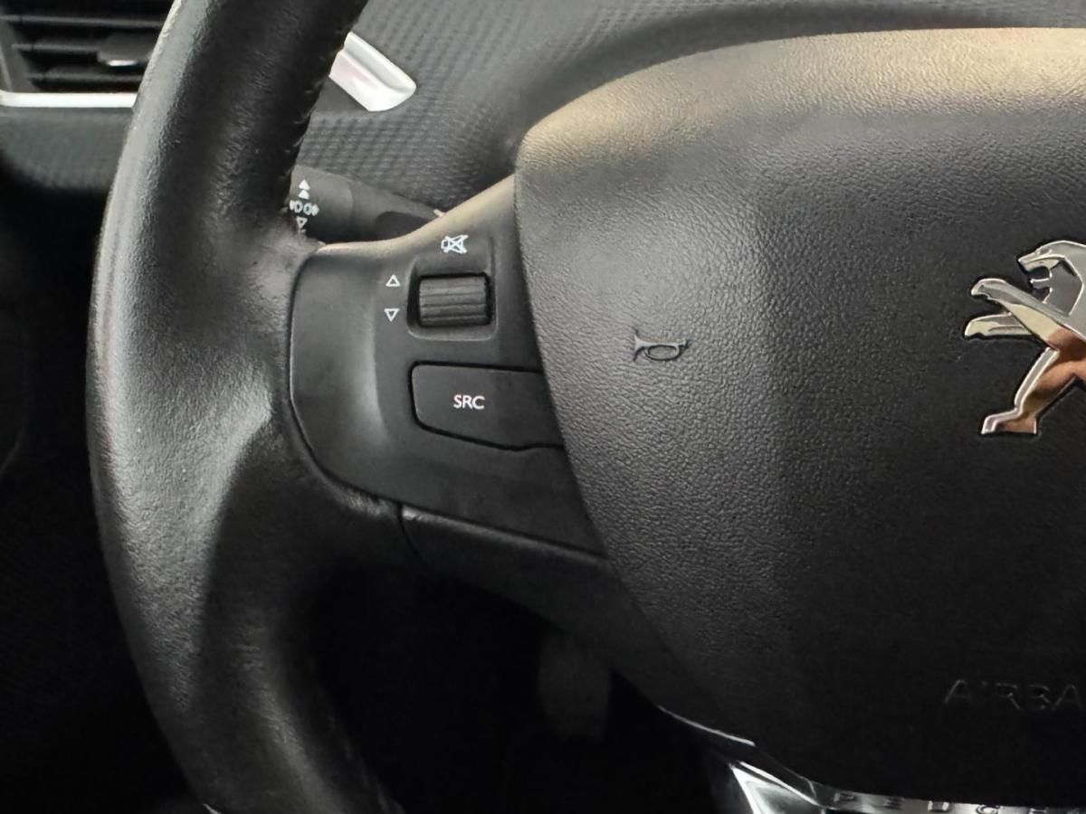 peugeot-2008-2019-gasolina-1199cc