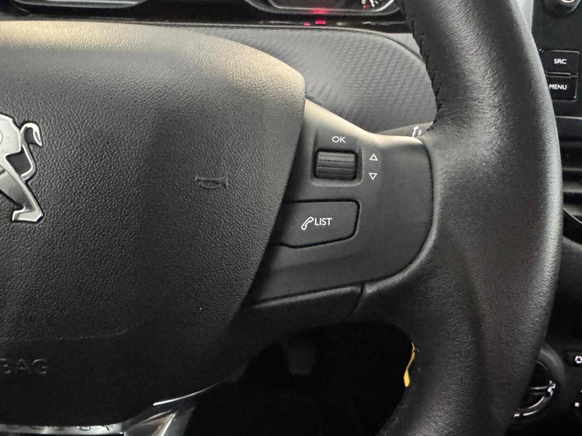 peugeot-2008-2019-gasolina-1199cc
