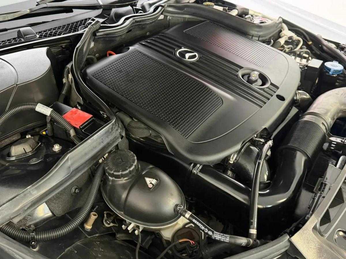 mercedes-benz-classe-c-c-220-cdi-blueefficiency-2011-diesel-2143cc
