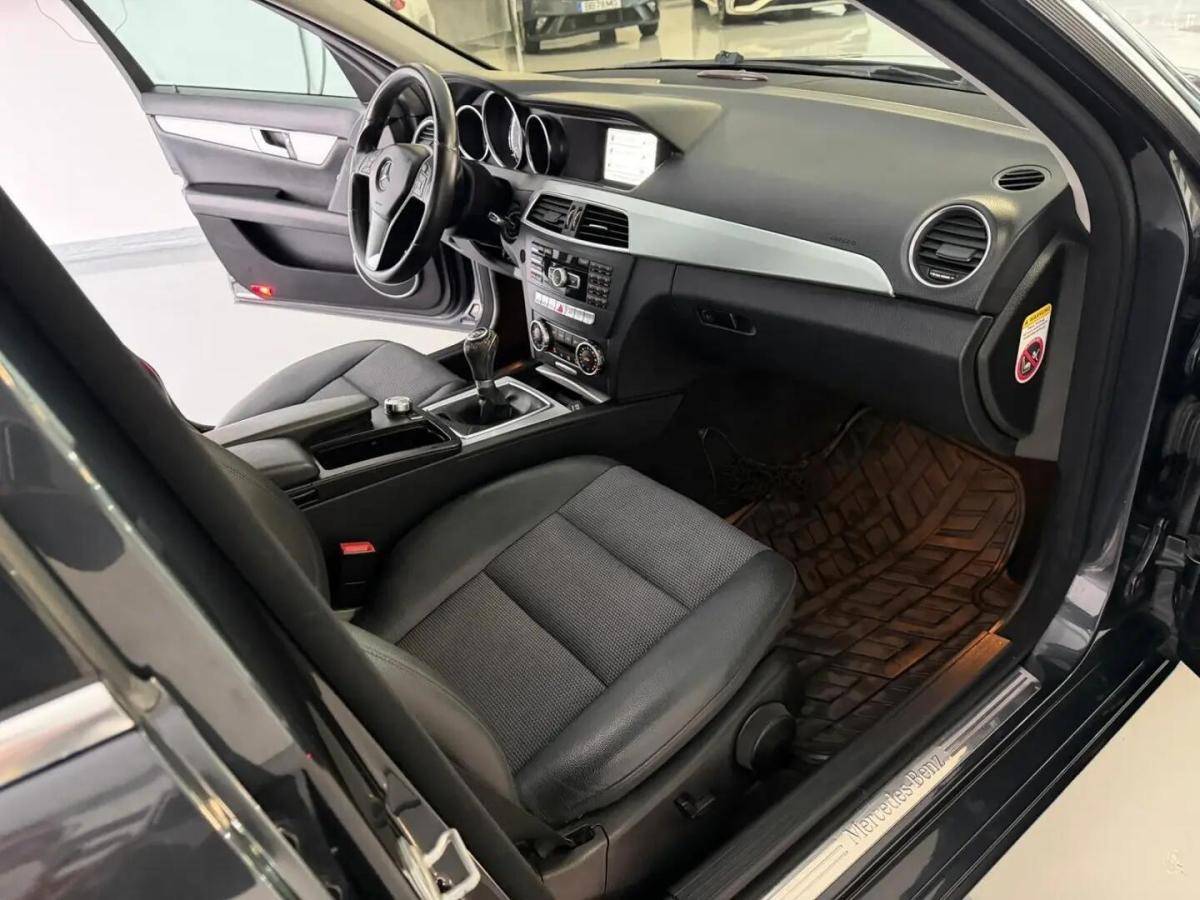 mercedes-benz-classe-c-c-220-cdi-blueefficiency-2011-diesel-2143cc