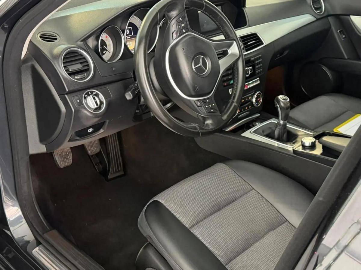 mercedes-benz-classe-c-c-220-cdi-blueefficiency-2011-diesel-2143cc