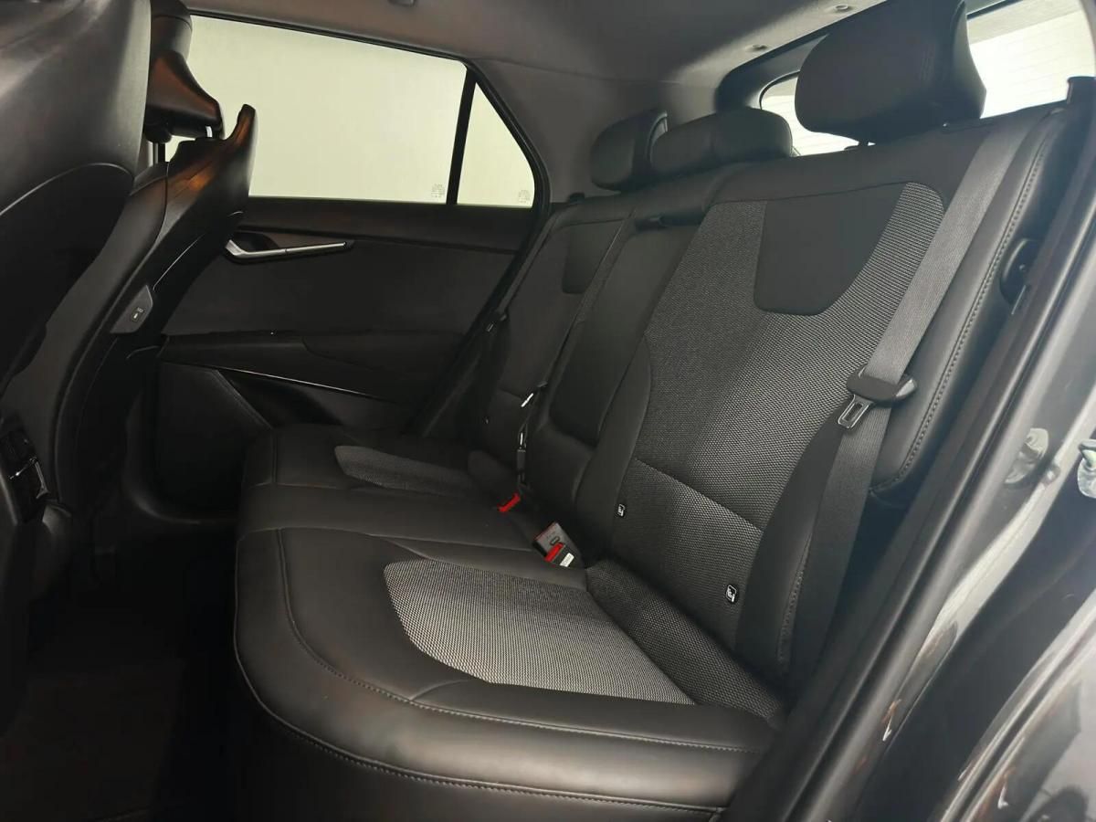 kia-niro-2023-hibrido-a-gasolina-1580cc