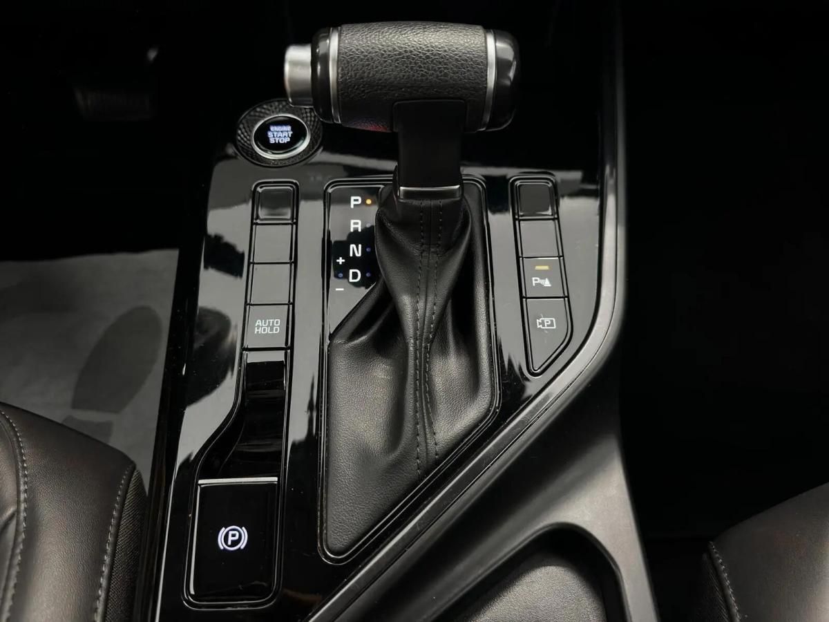 kia-niro-2023-hibrido-a-gasolina-1580cc