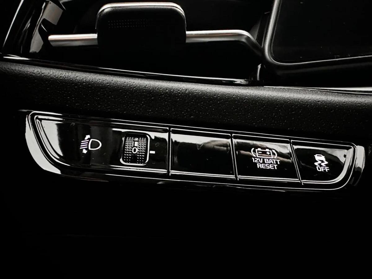 kia-niro-2023-hibrido-a-gasolina-1580cc