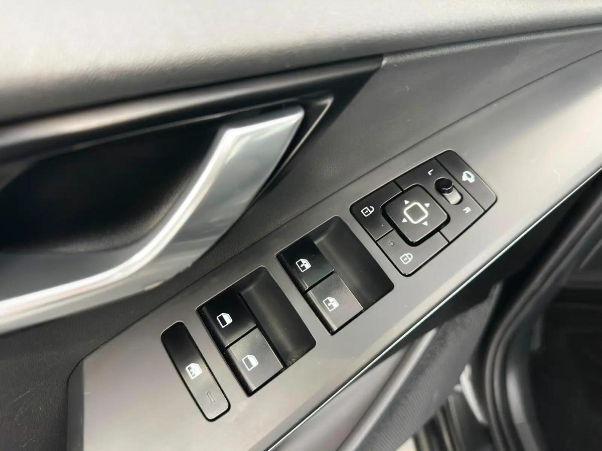 kia-niro-2023-hibrido-a-gasolina-1580cc