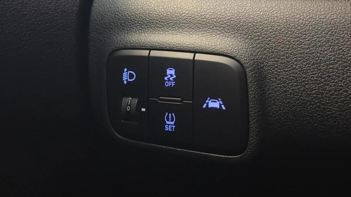 hyundai-i10-2021-gasolina-998cc