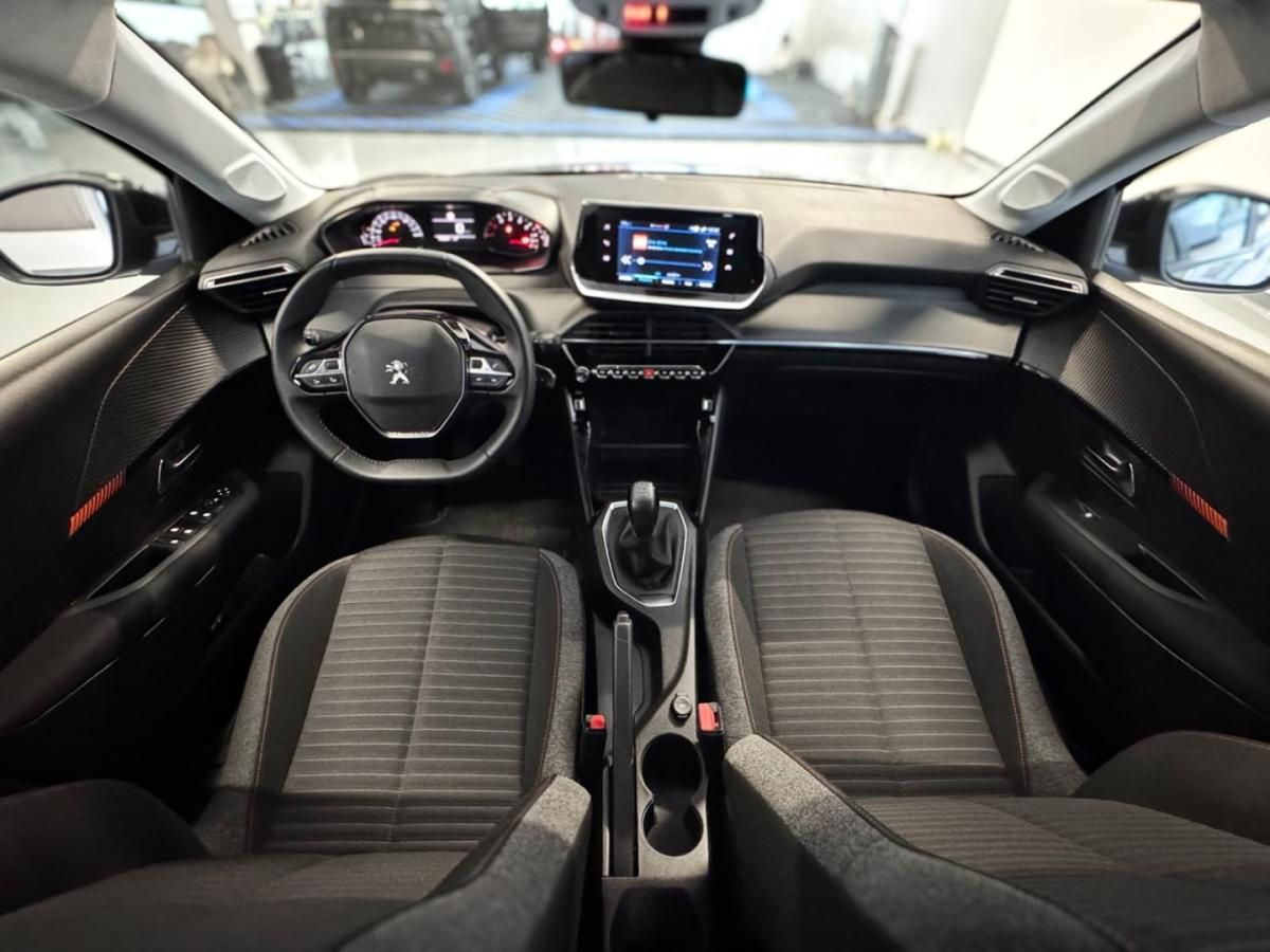 peugeot-208-2023-gasolina-1199cc
