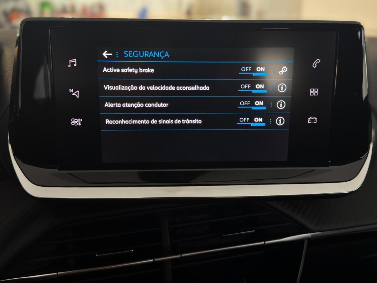 peugeot-208-2023-gasolina-1199cc