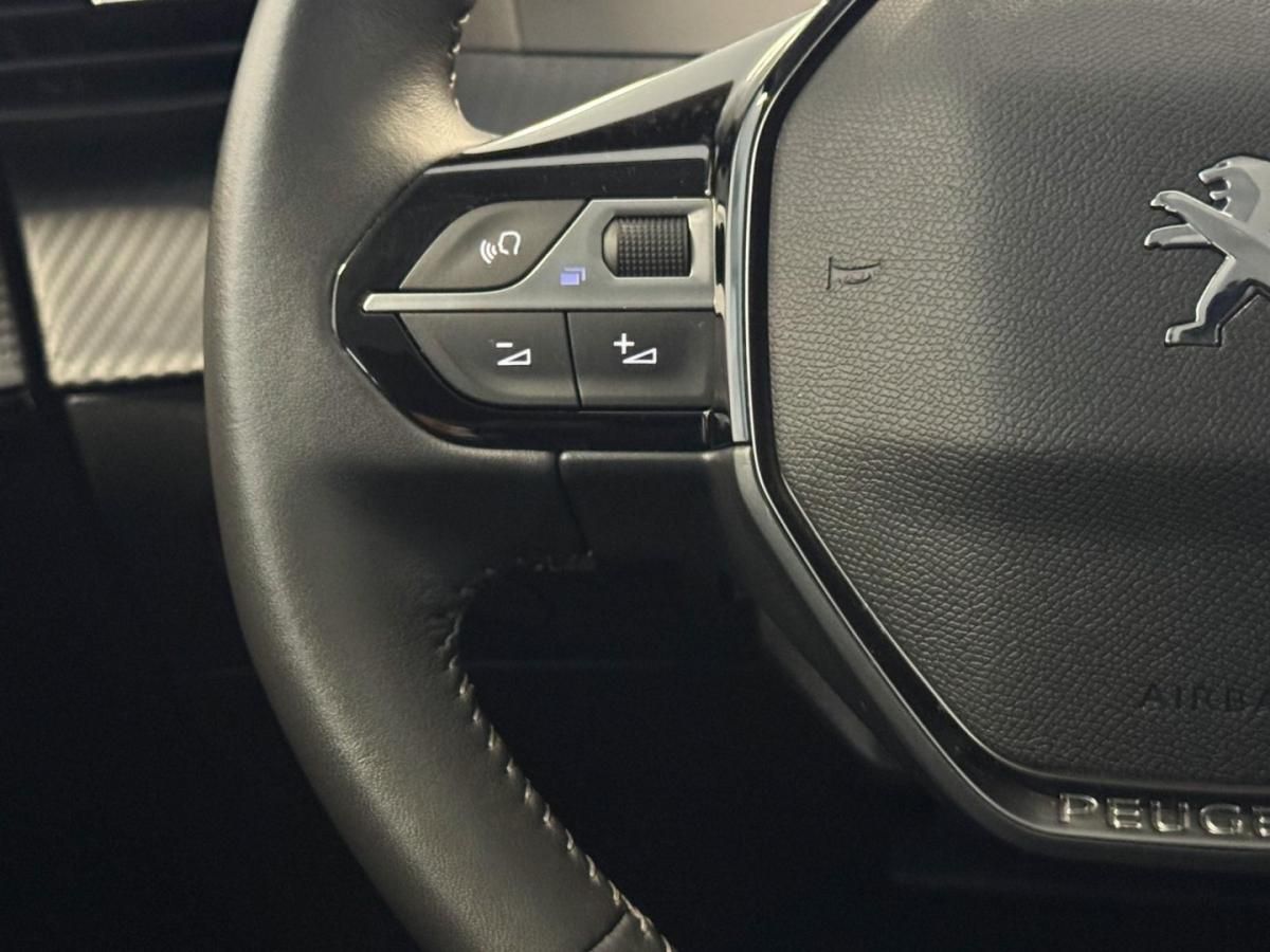 peugeot-208-2023-gasolina-1199cc