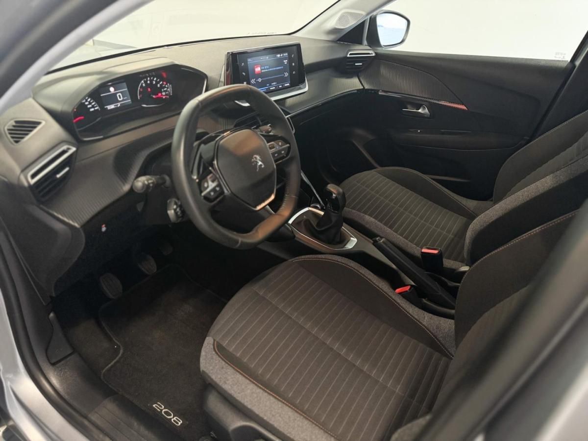 peugeot-208-2023-gasolina-1199cc