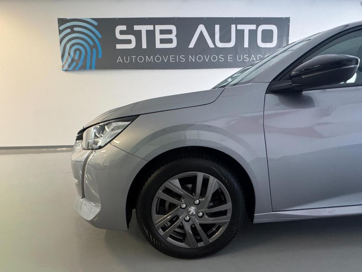 peugeot-208-2023-gasolina-1199cc