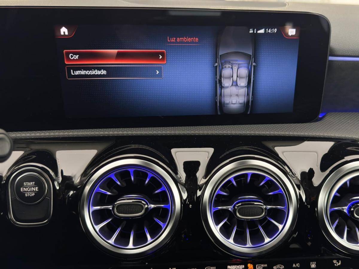 mercedes-benz-classe-a-2022-hibrido-1332cc