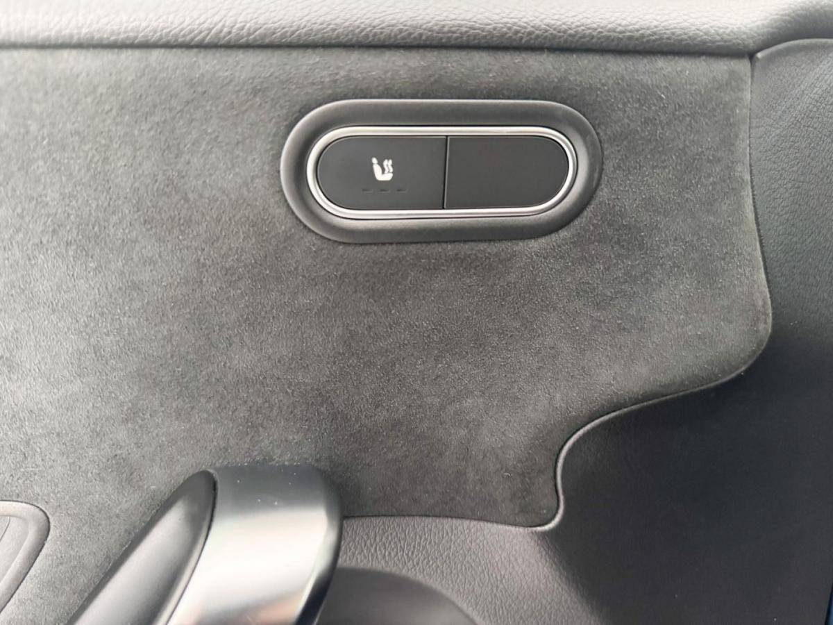mercedes-benz-classe-a-2022-hibrido-1332cc