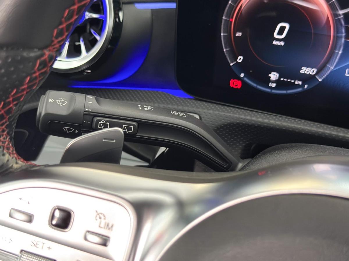 mercedes-benz-classe-a-2022-hibrido-1332cc