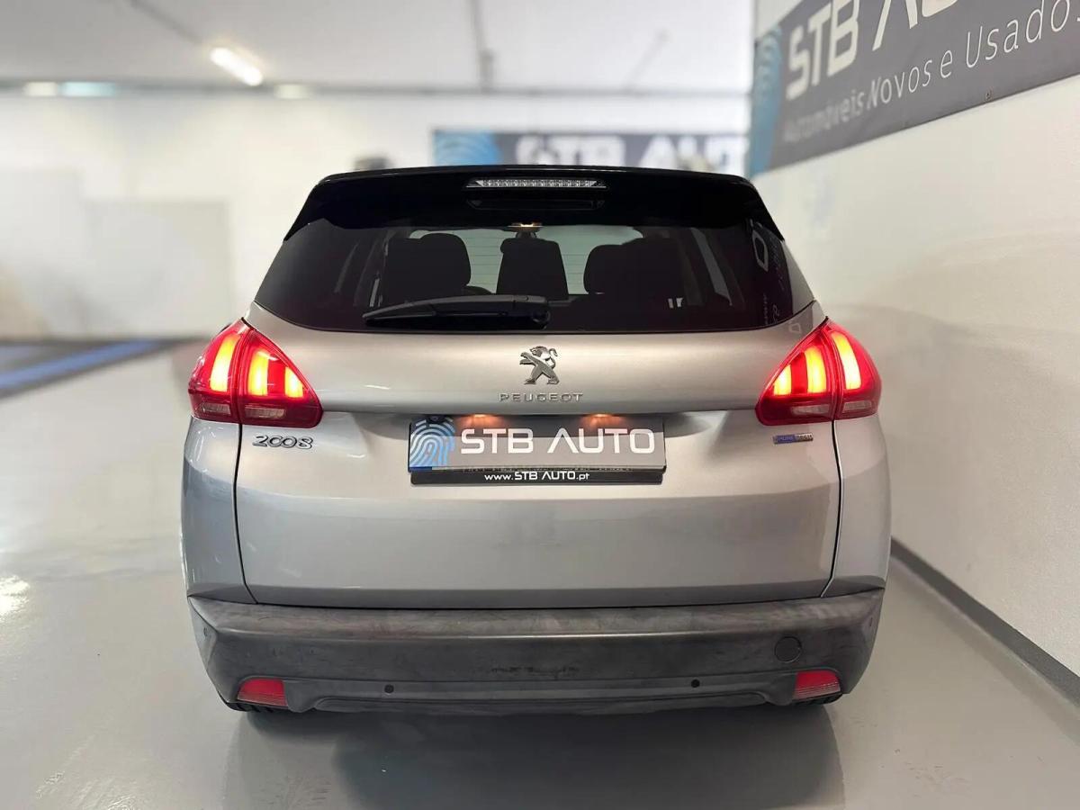 peugeot-2008-2016-gasolina-1199cc