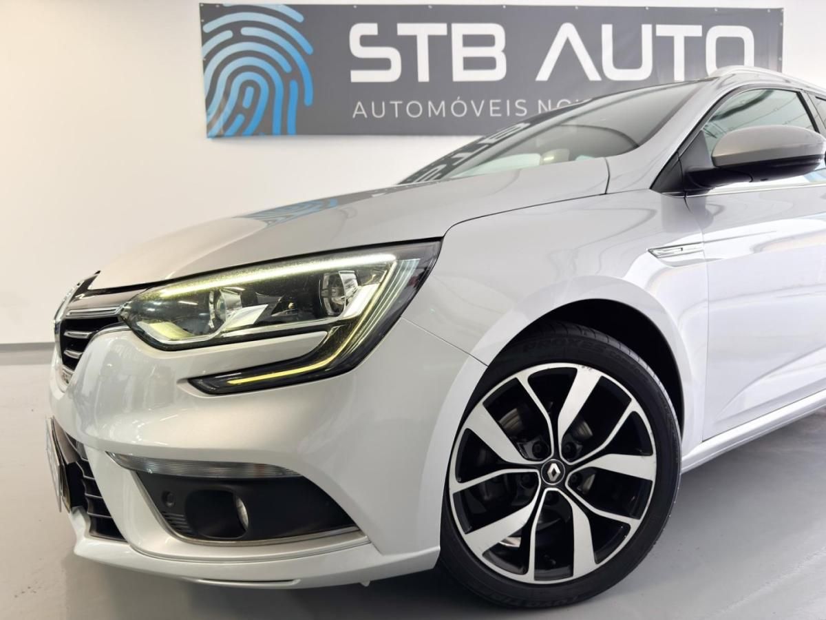 renault-megane-sport-tourer-2019-diesel-1461cc