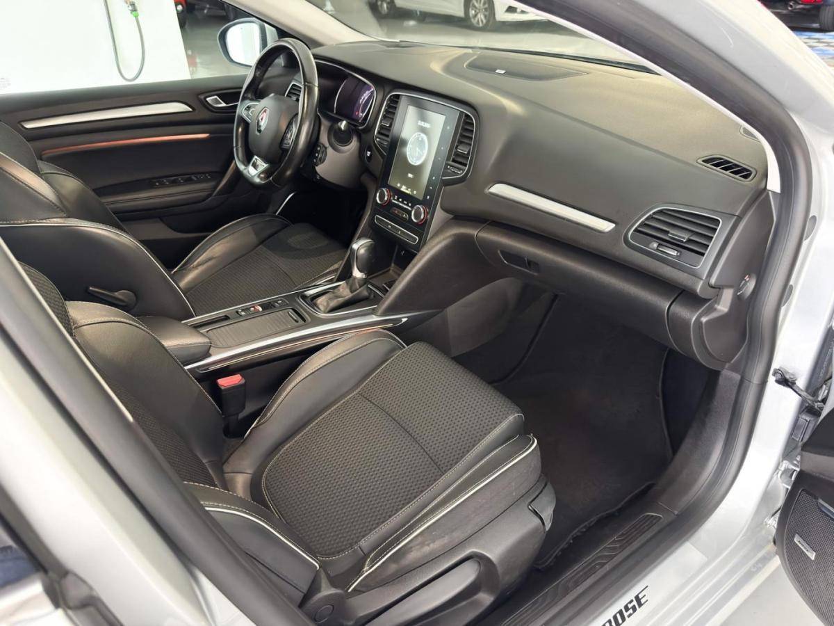 renault-megane-sport-tourer-2019-diesel-1461cc