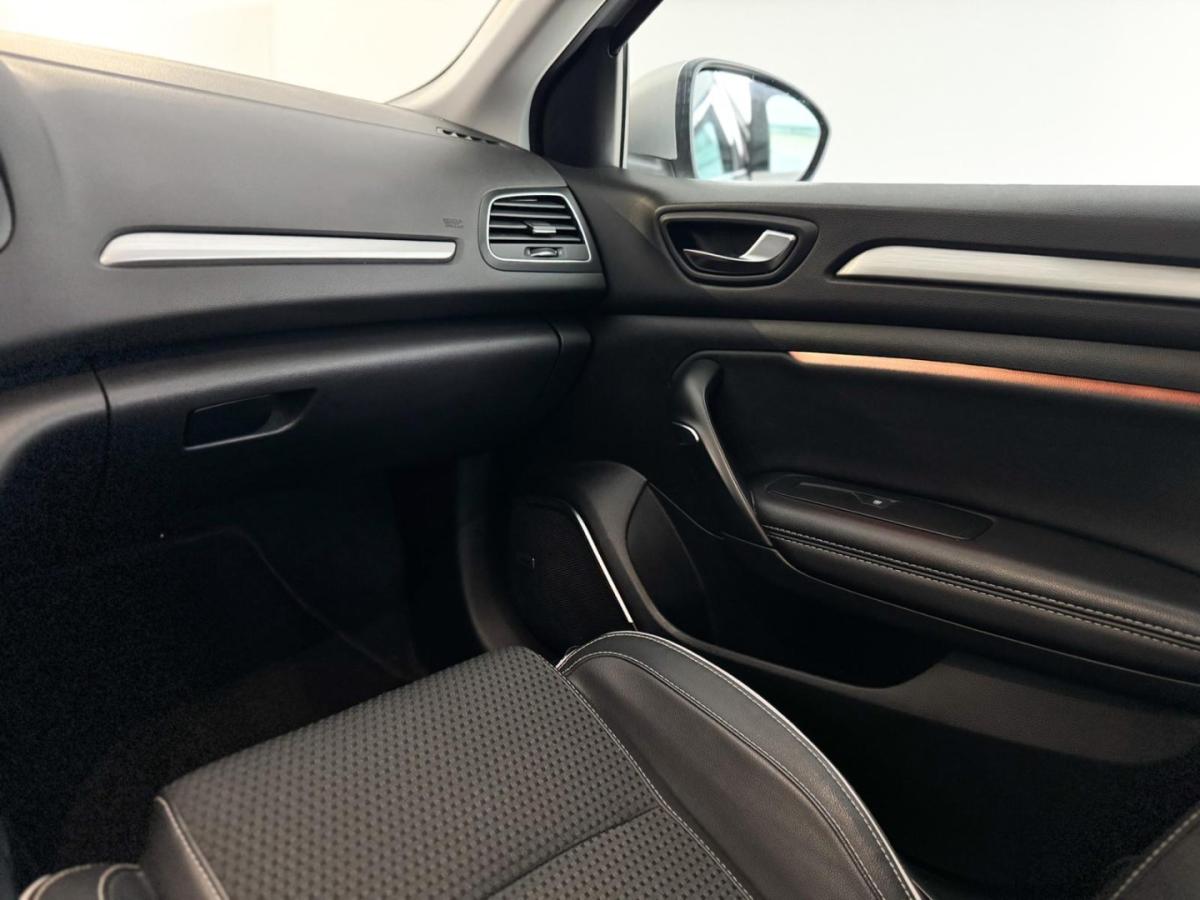 renault-megane-sport-tourer-2019-diesel-1461cc