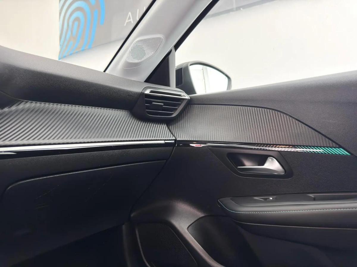 peugeot-208-2022-gasolina-1199cc