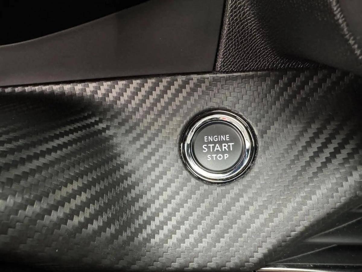 peugeot-208-2022-gasolina-1199cc